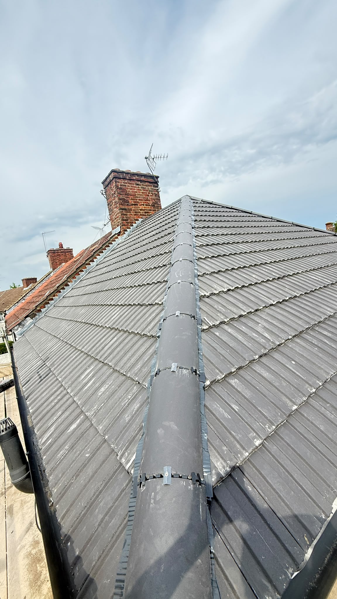 Pitched & Flat Roof Replacement – Photo 04 by Peak Performance Roofing in Slough