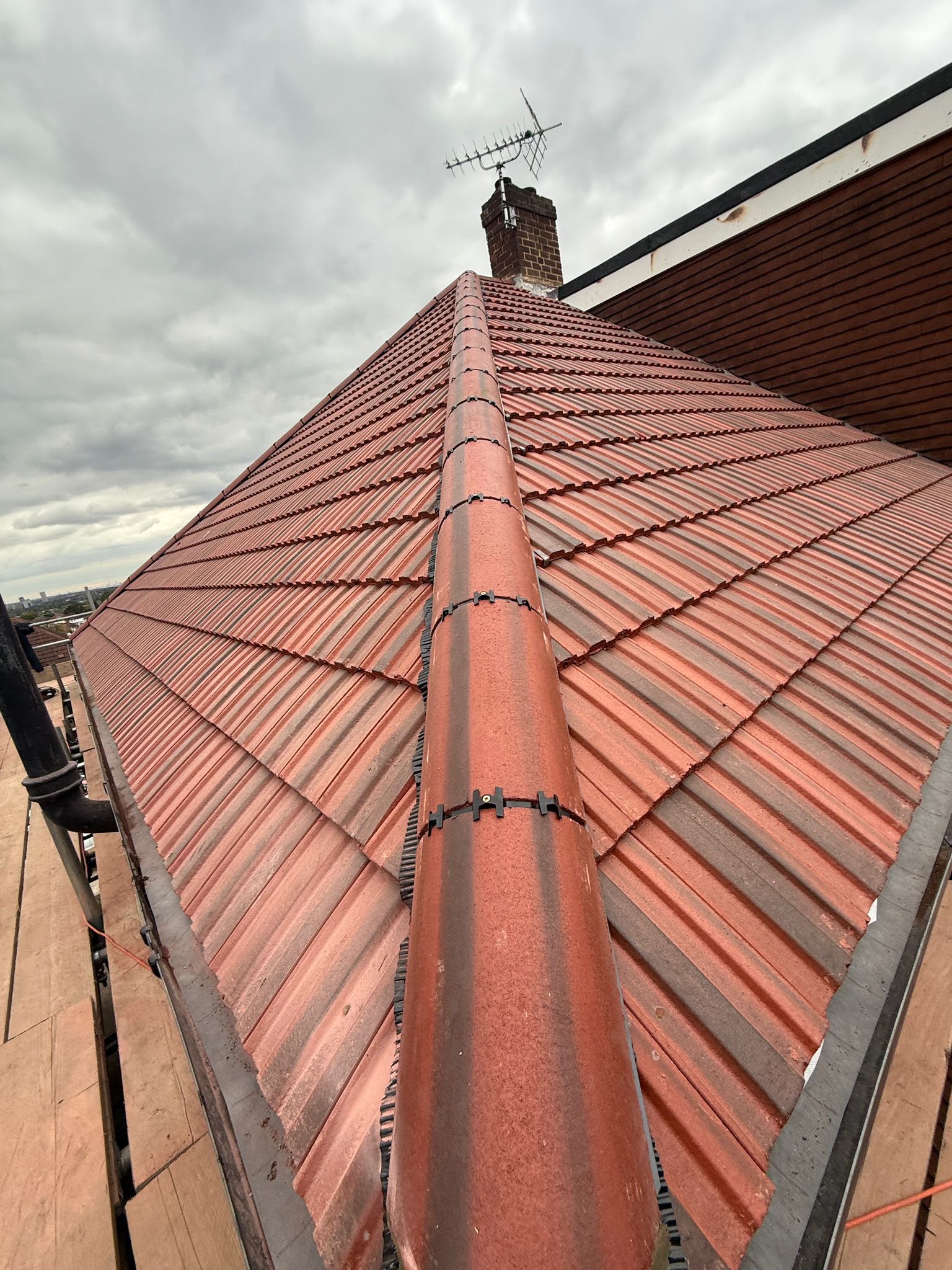Original Roofing Project – Photo 09 by Peak Performance Roofing in Slough